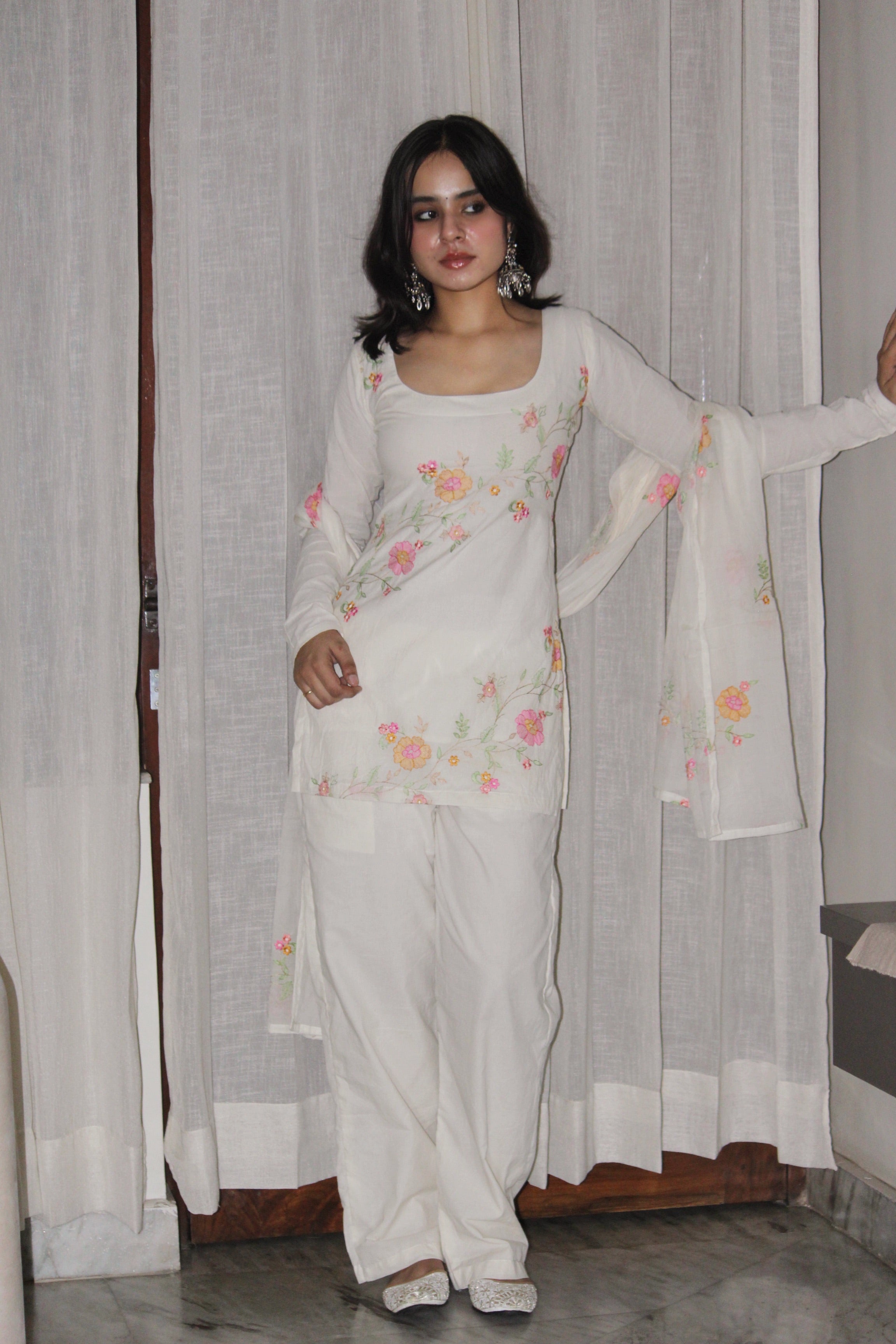Khawaab kurti Pant Dupatta Set
