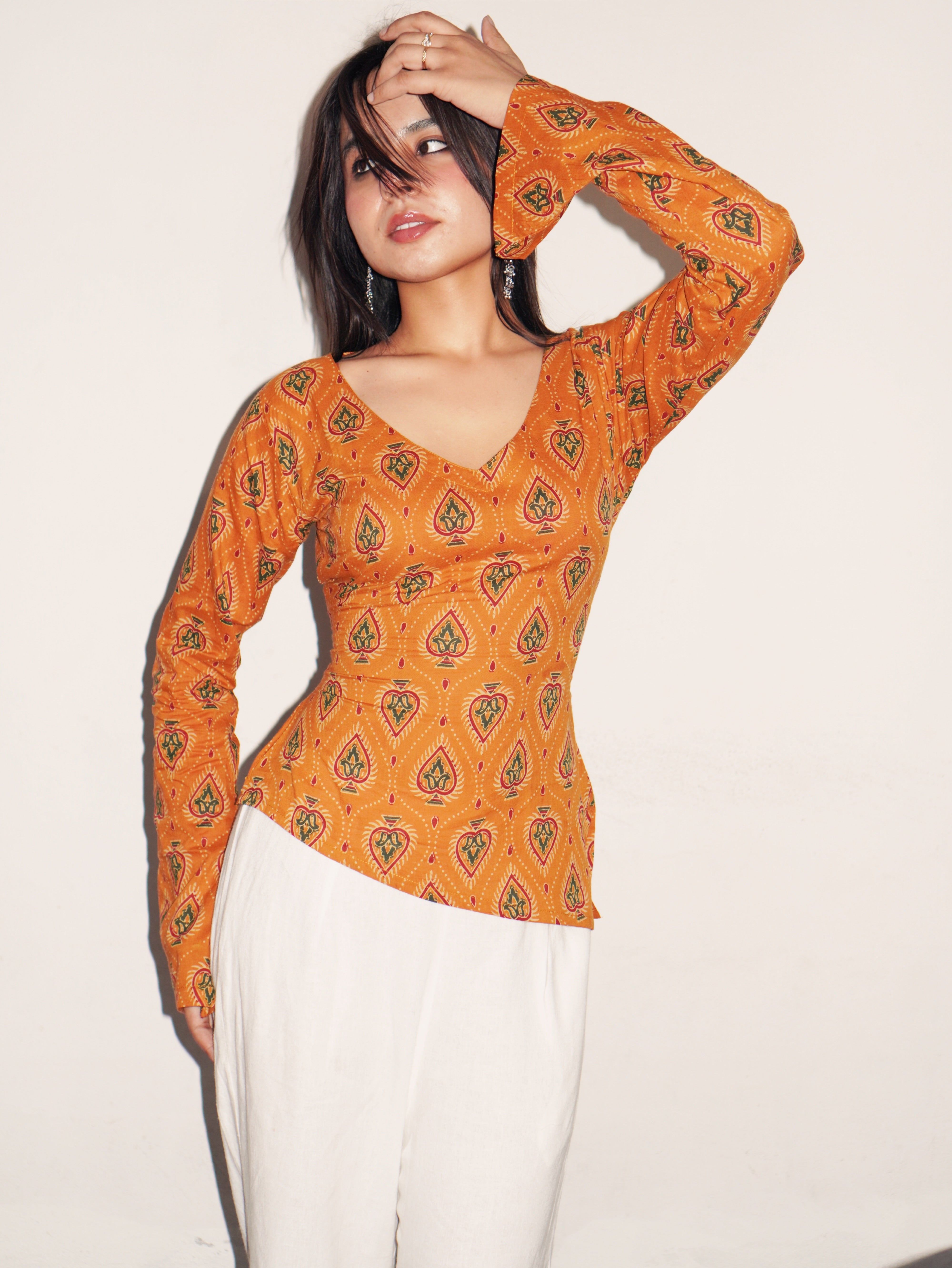 Kashni side bend corset back kurti