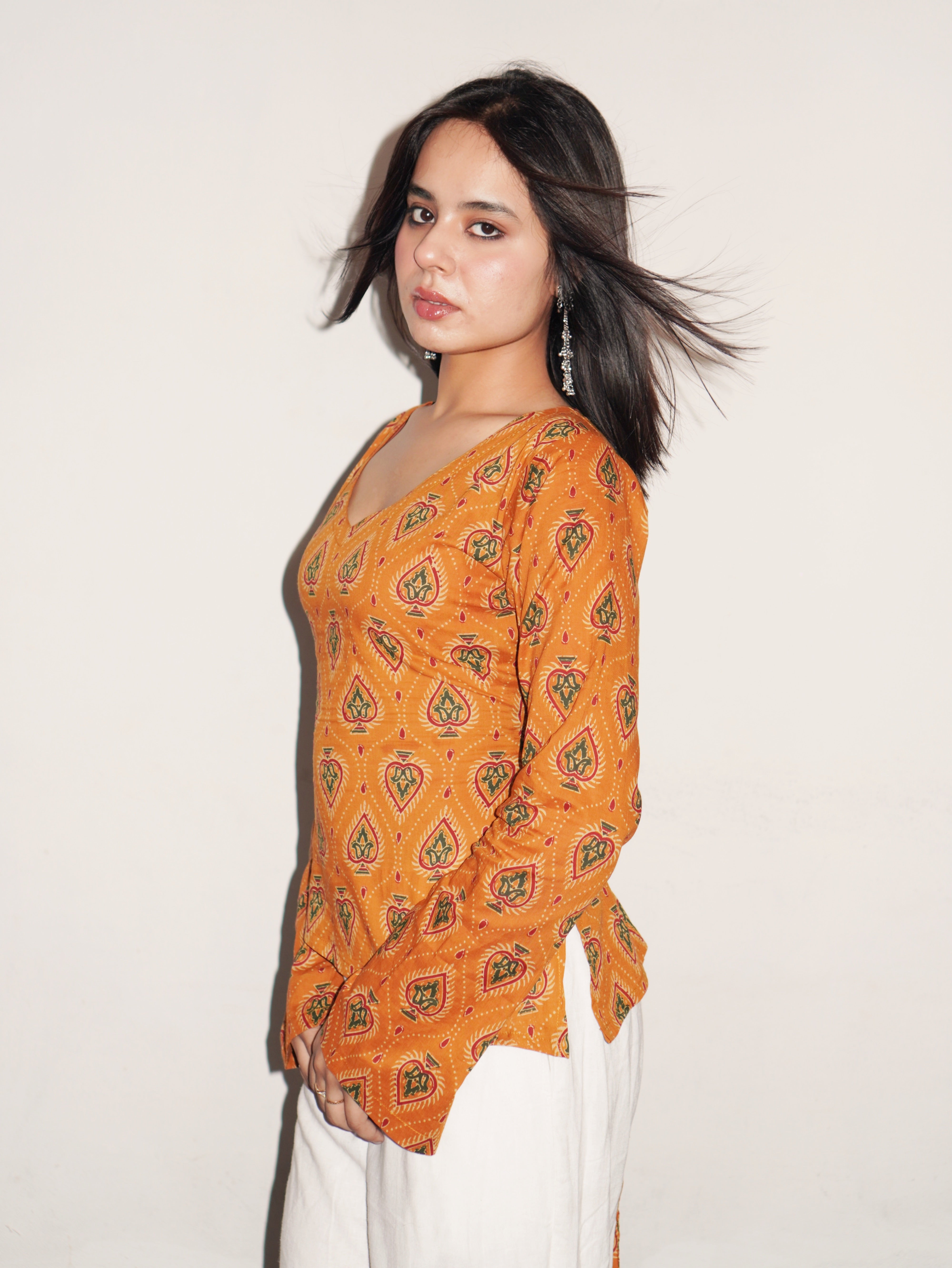 Kashni side bend corset back kurti