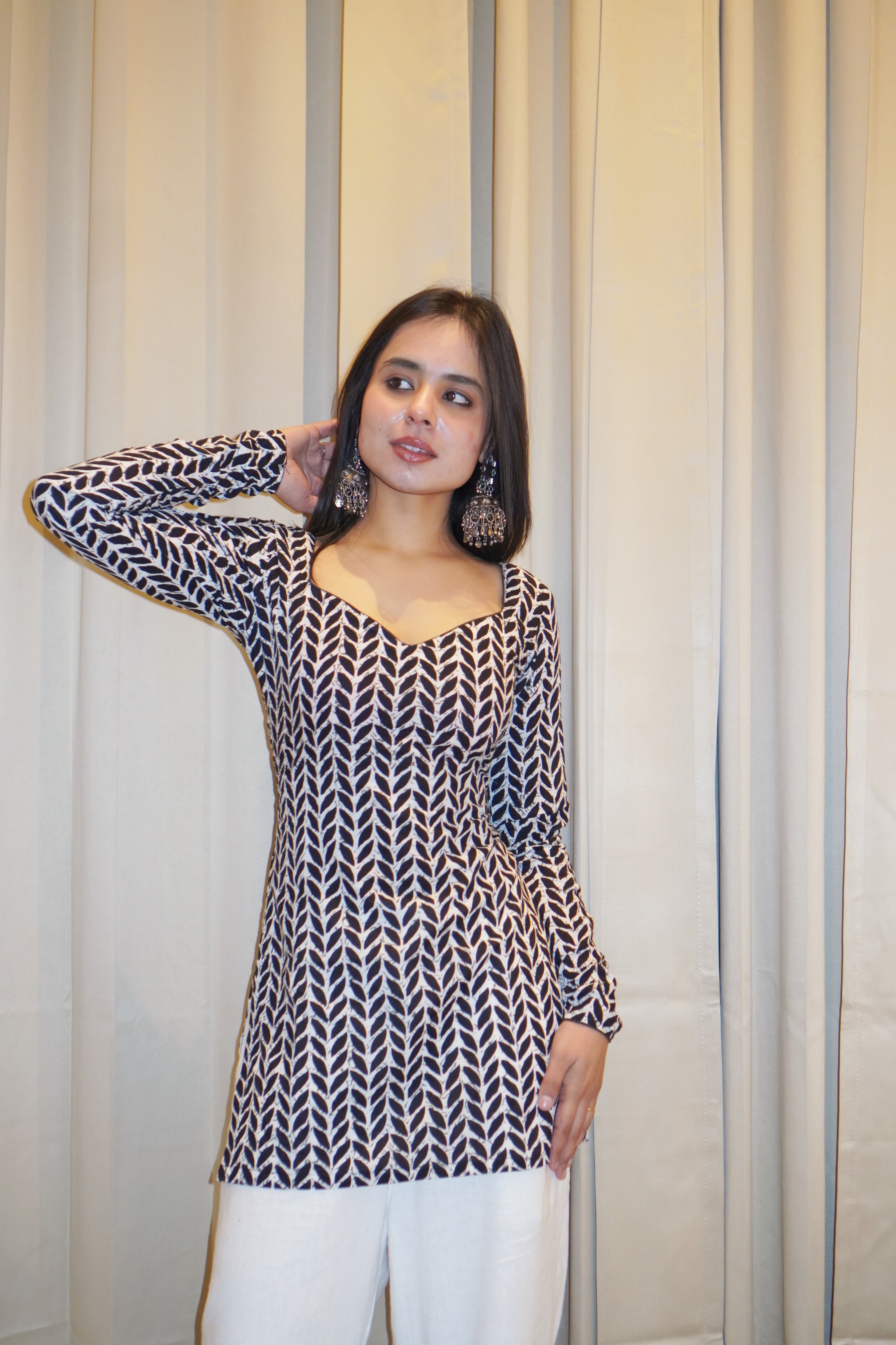 SAANVI FULL SLEEVE CORSET KURTI