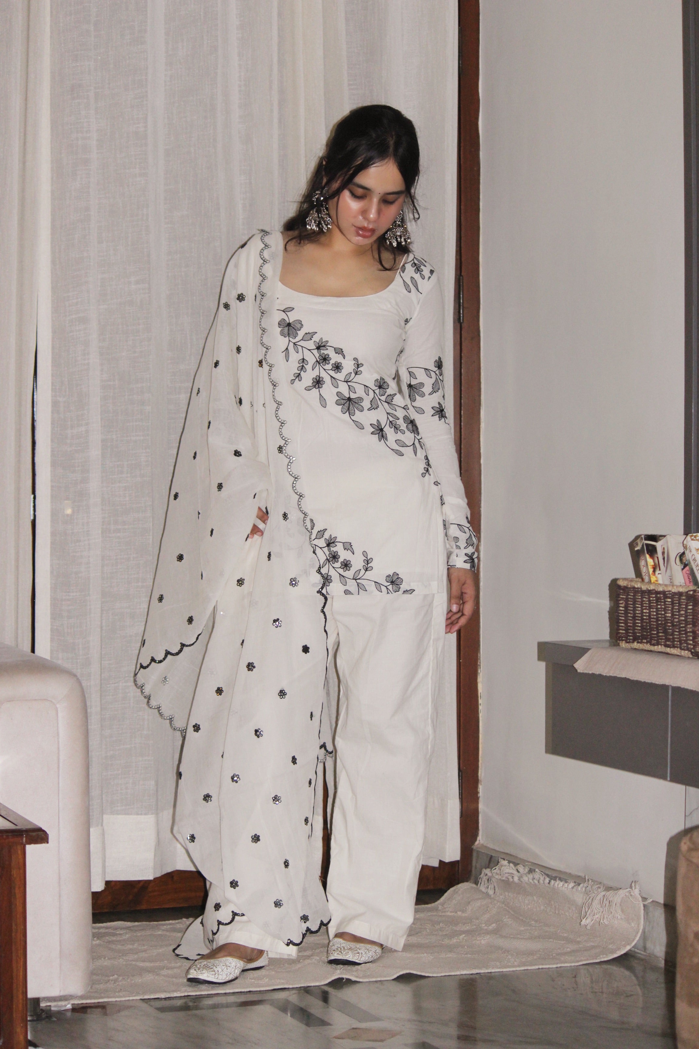 Alisha Kurti Pant Dupatta Set