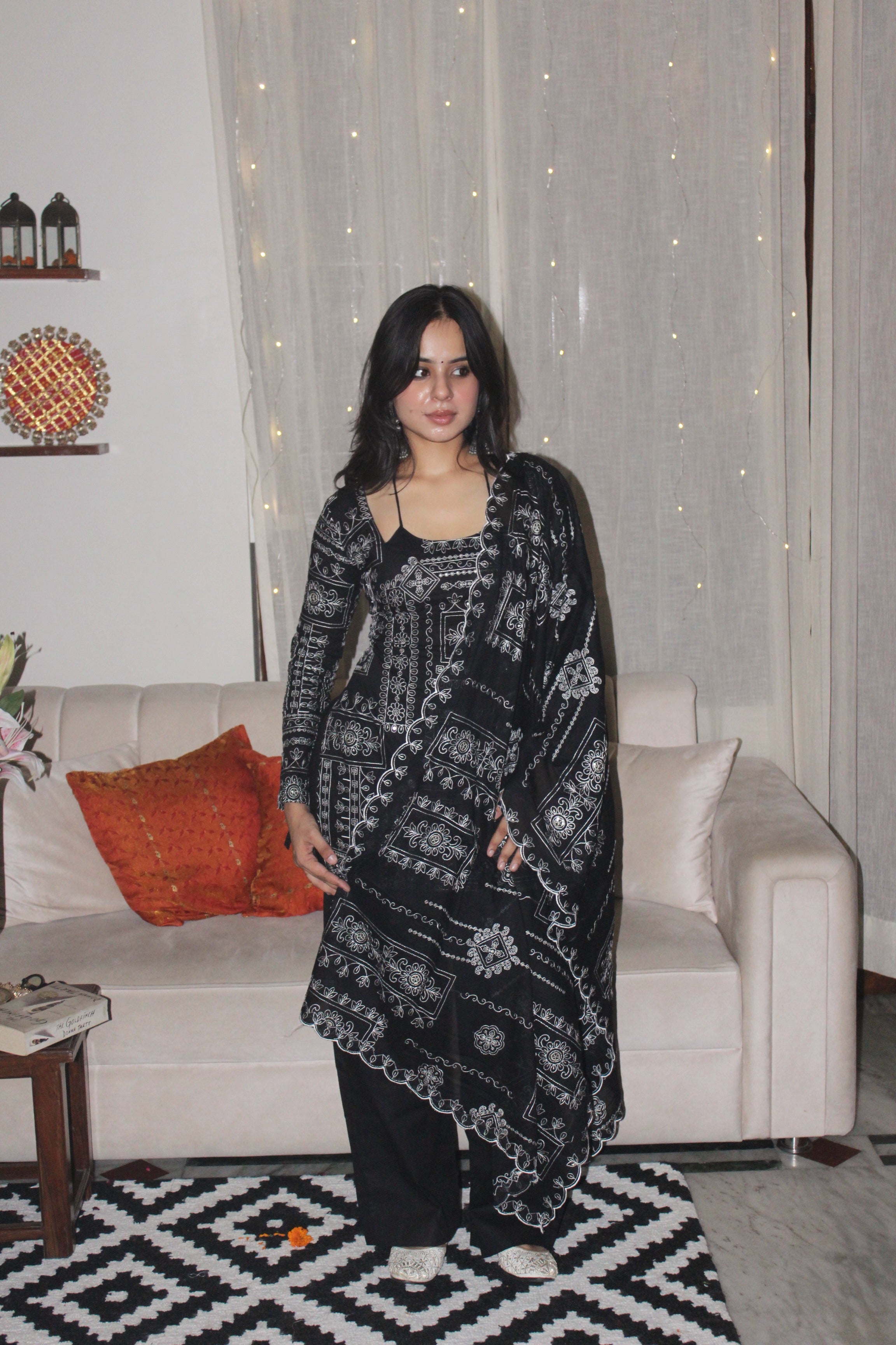 Ashnoor Kurti Pant Dupatta Set