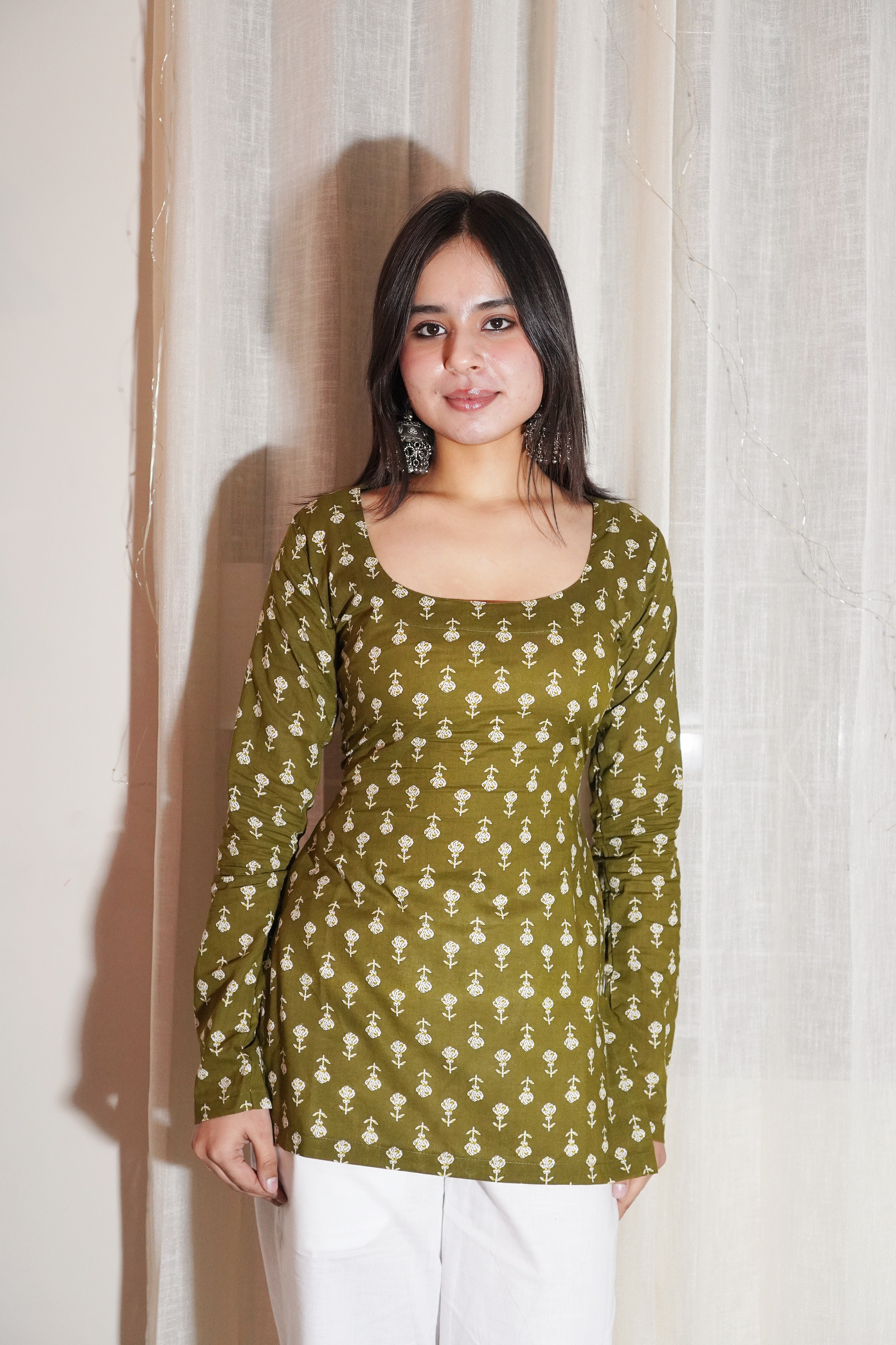 SAANU FULL SLEEVE CORSET KURTI