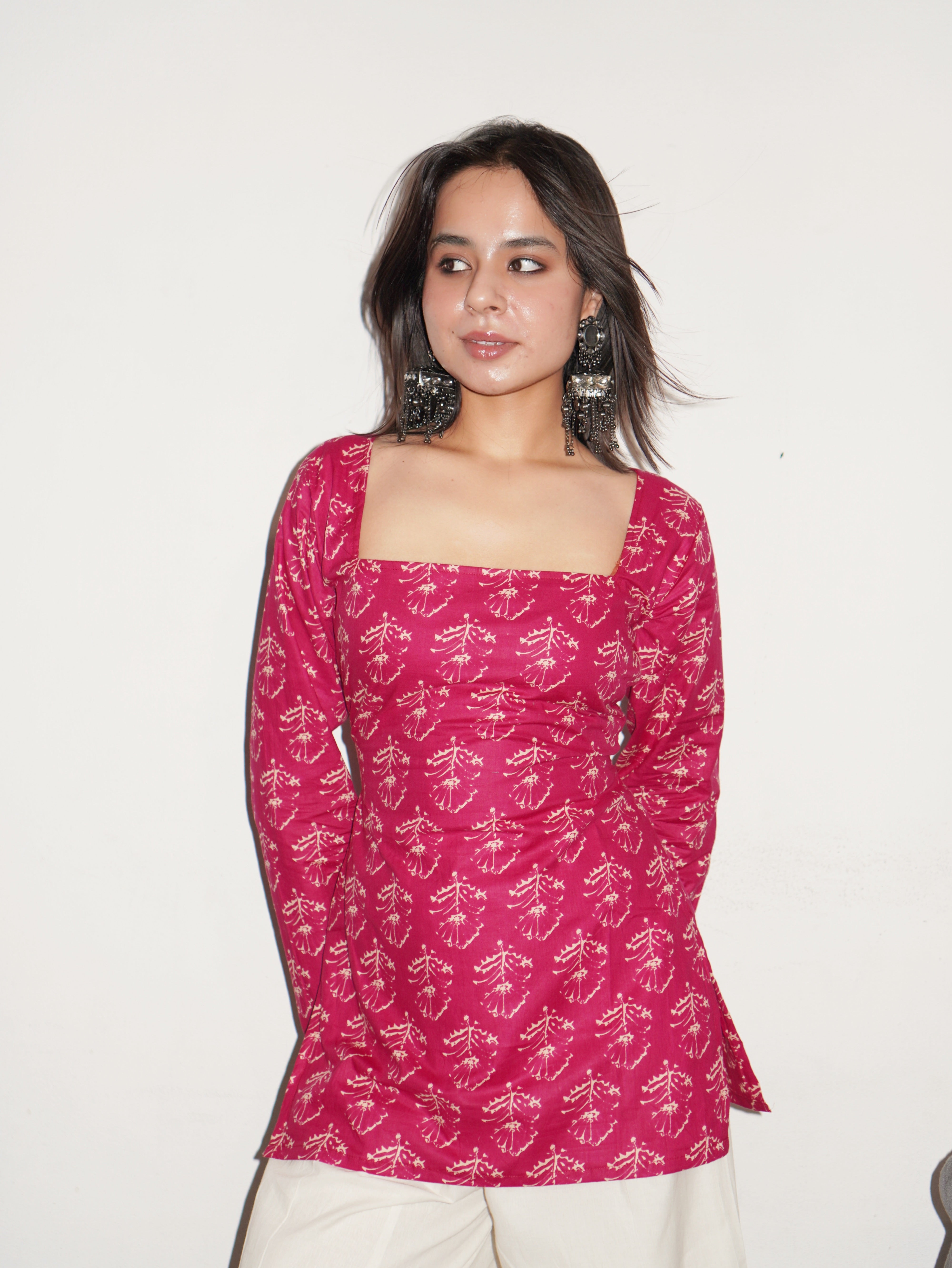 PAKHI FULL SLEEVED CORSET BACK KURTI