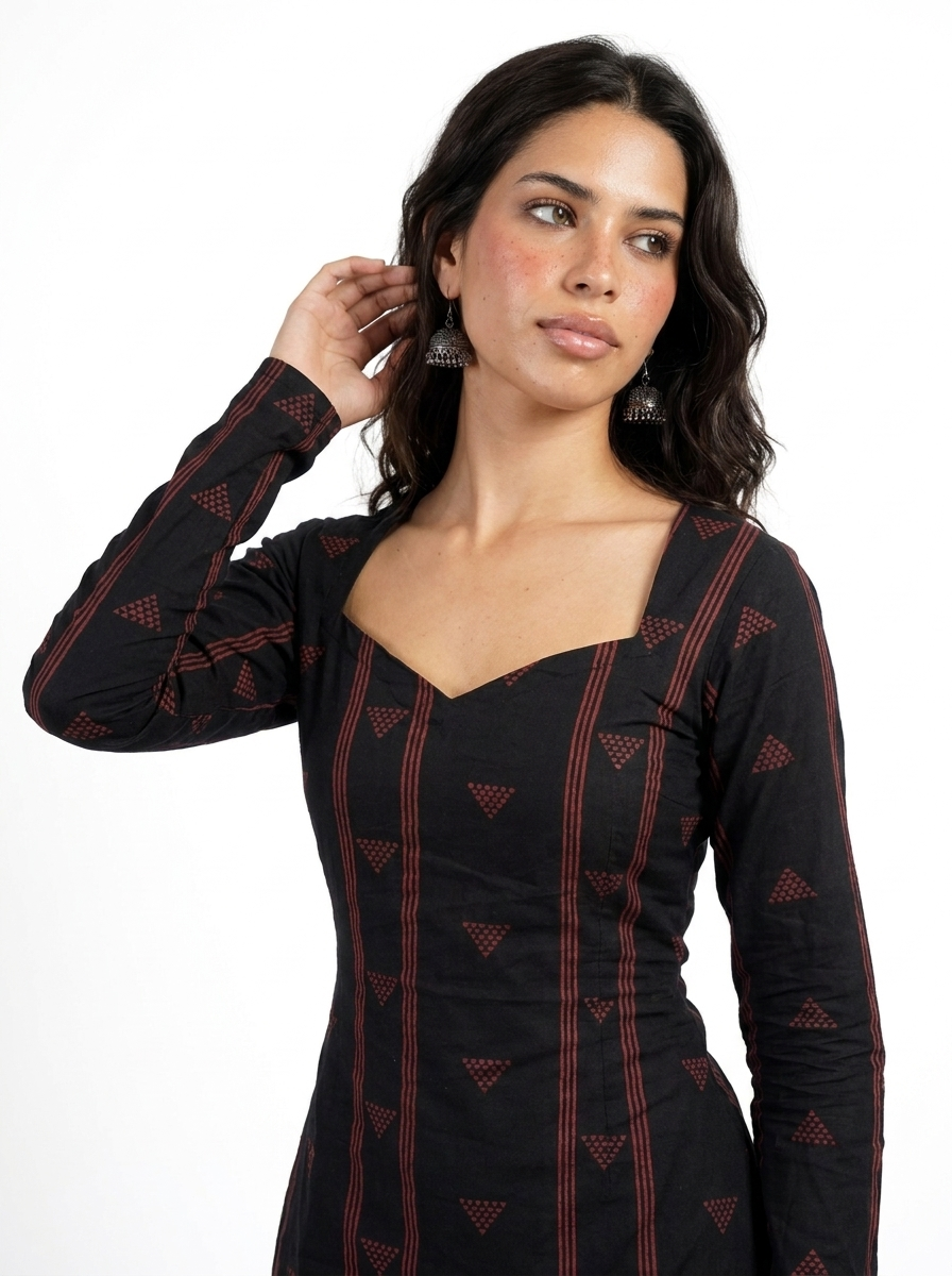 Kaish Corset Back Full Sleeved Kurti