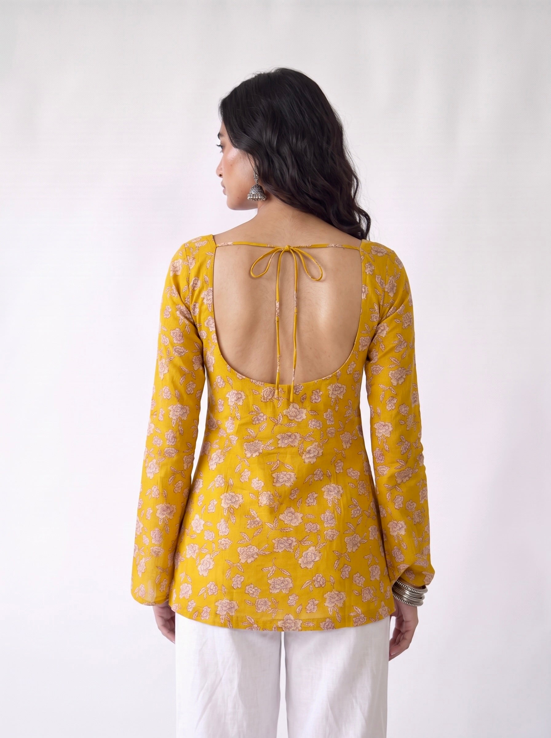Kaveri Deep Back Bell Sleeved Kurti