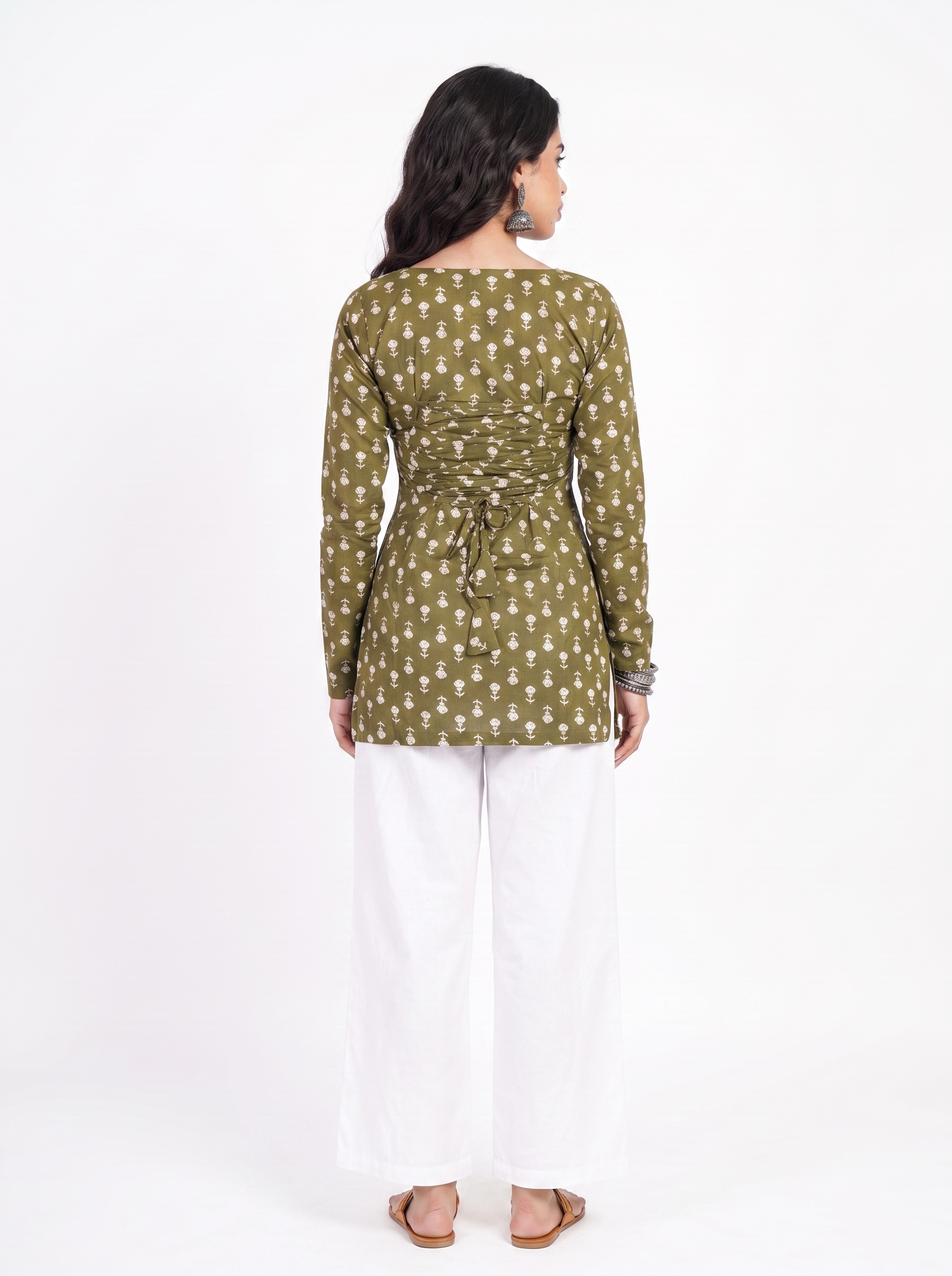 Saanu Full Sleeve Corset Kurti