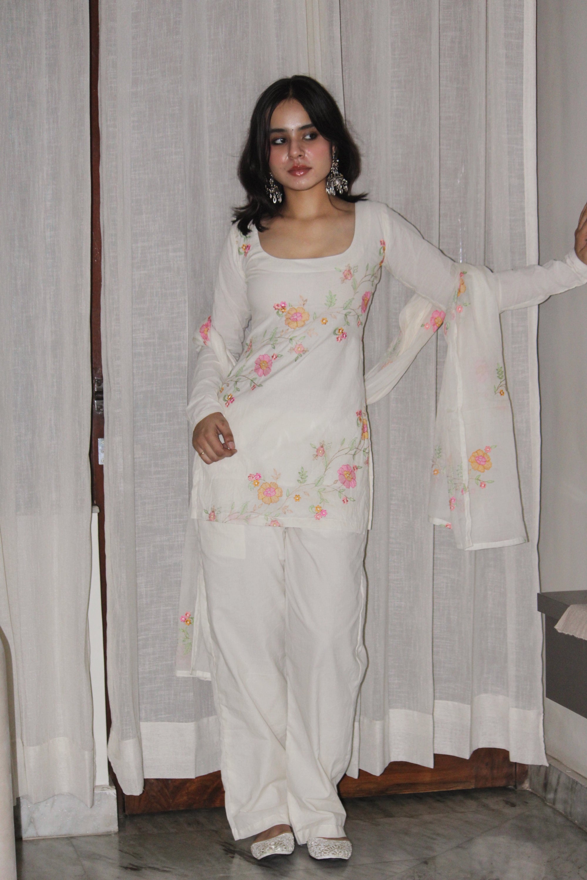 Khawaab kurti Pant Dupatta Set