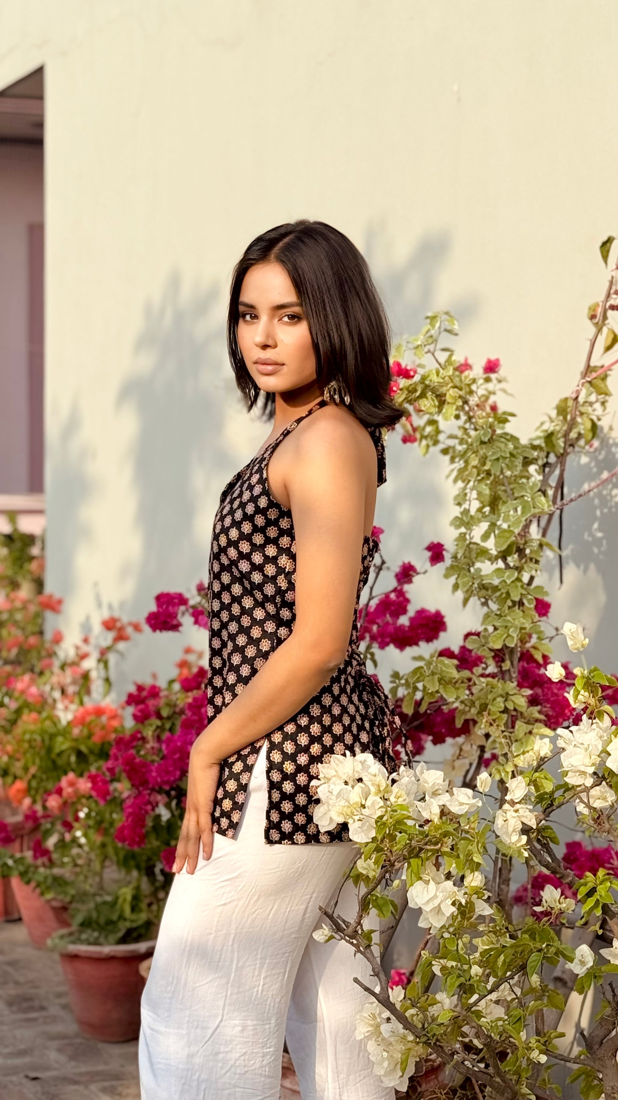 Kalika Kurti