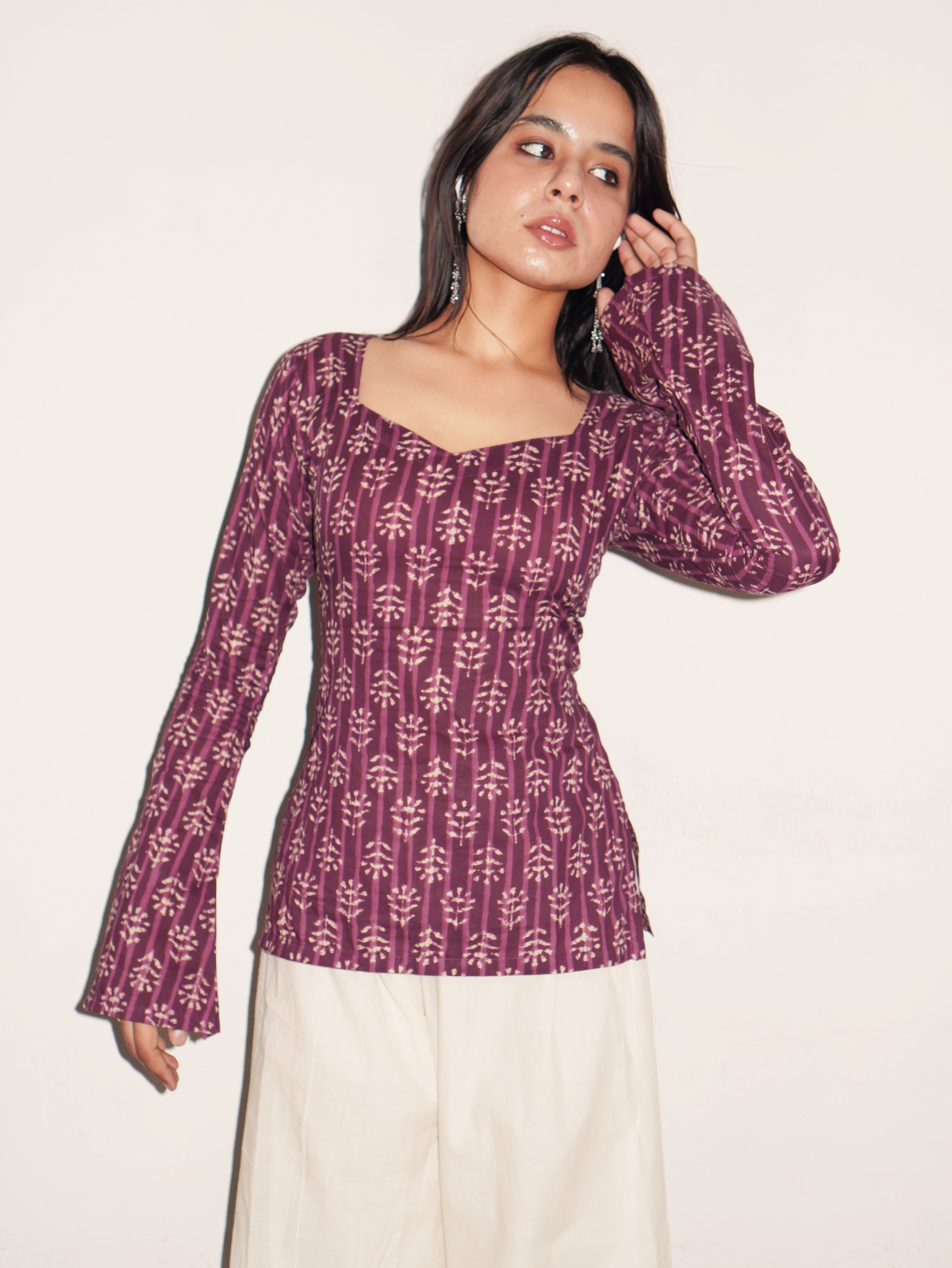 NOORIKA CORSET SHORT KURTI