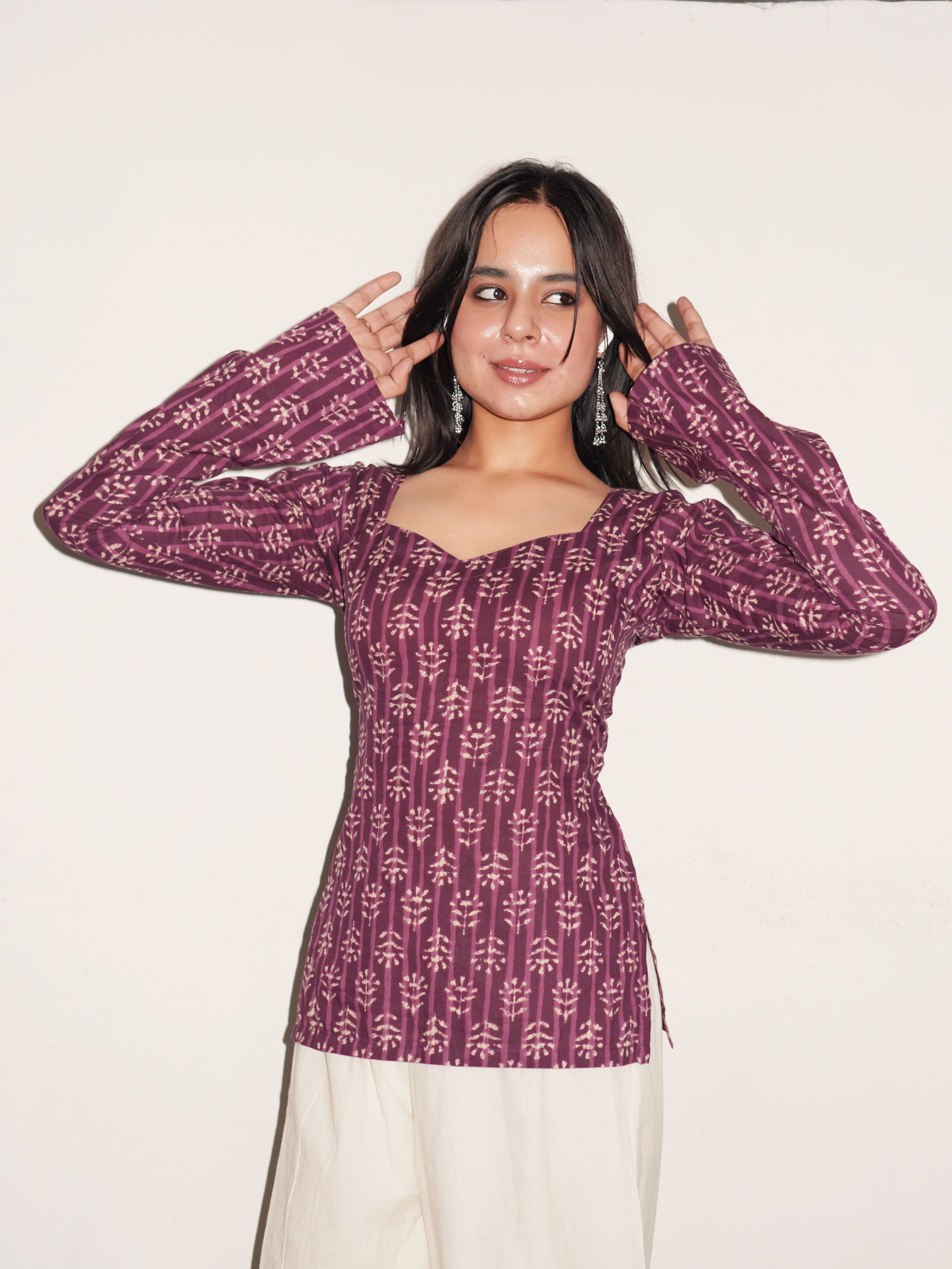 NOORIKA CORSET SHORT KURTI