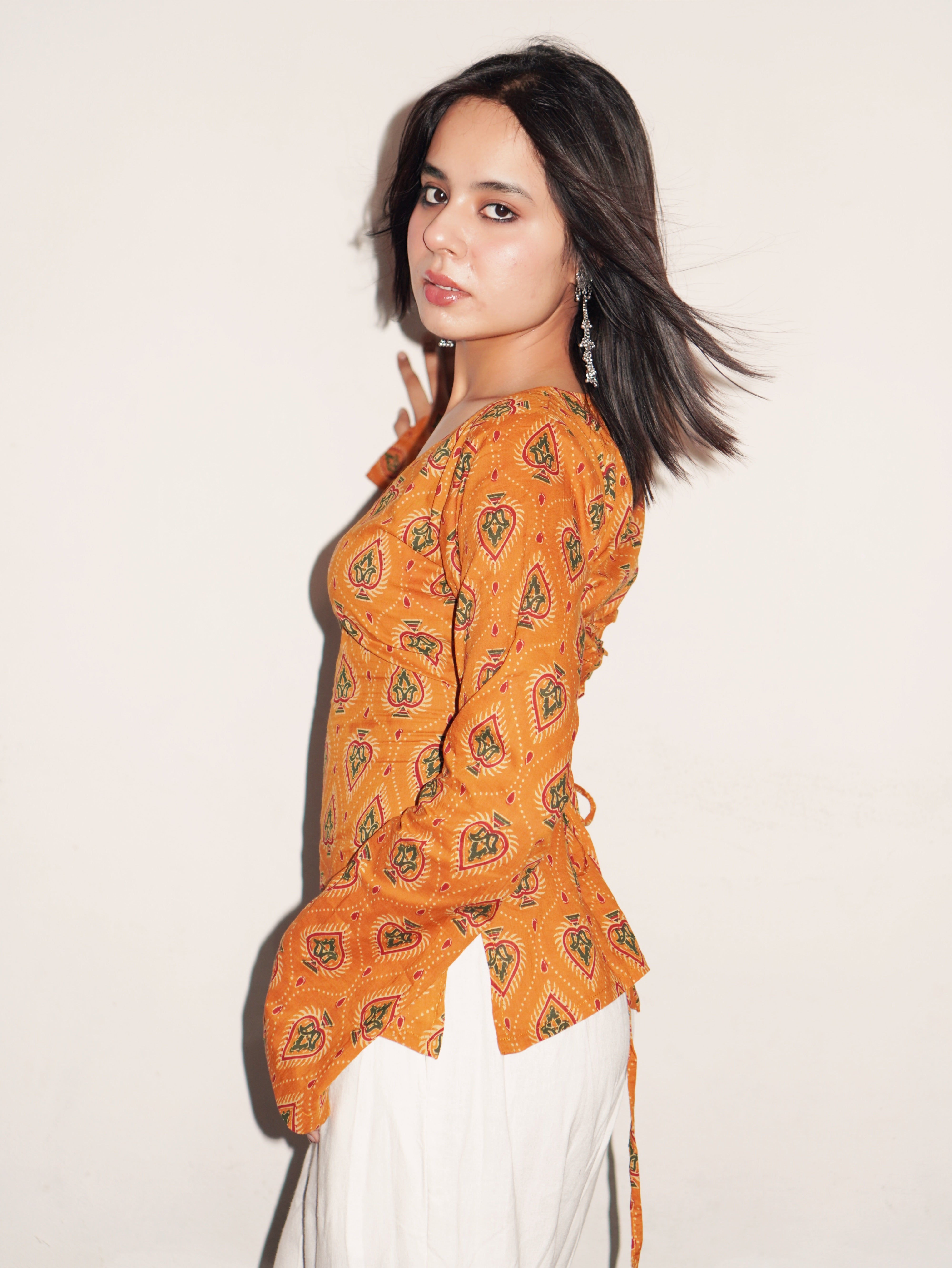 Kashni side bend corset back kurti