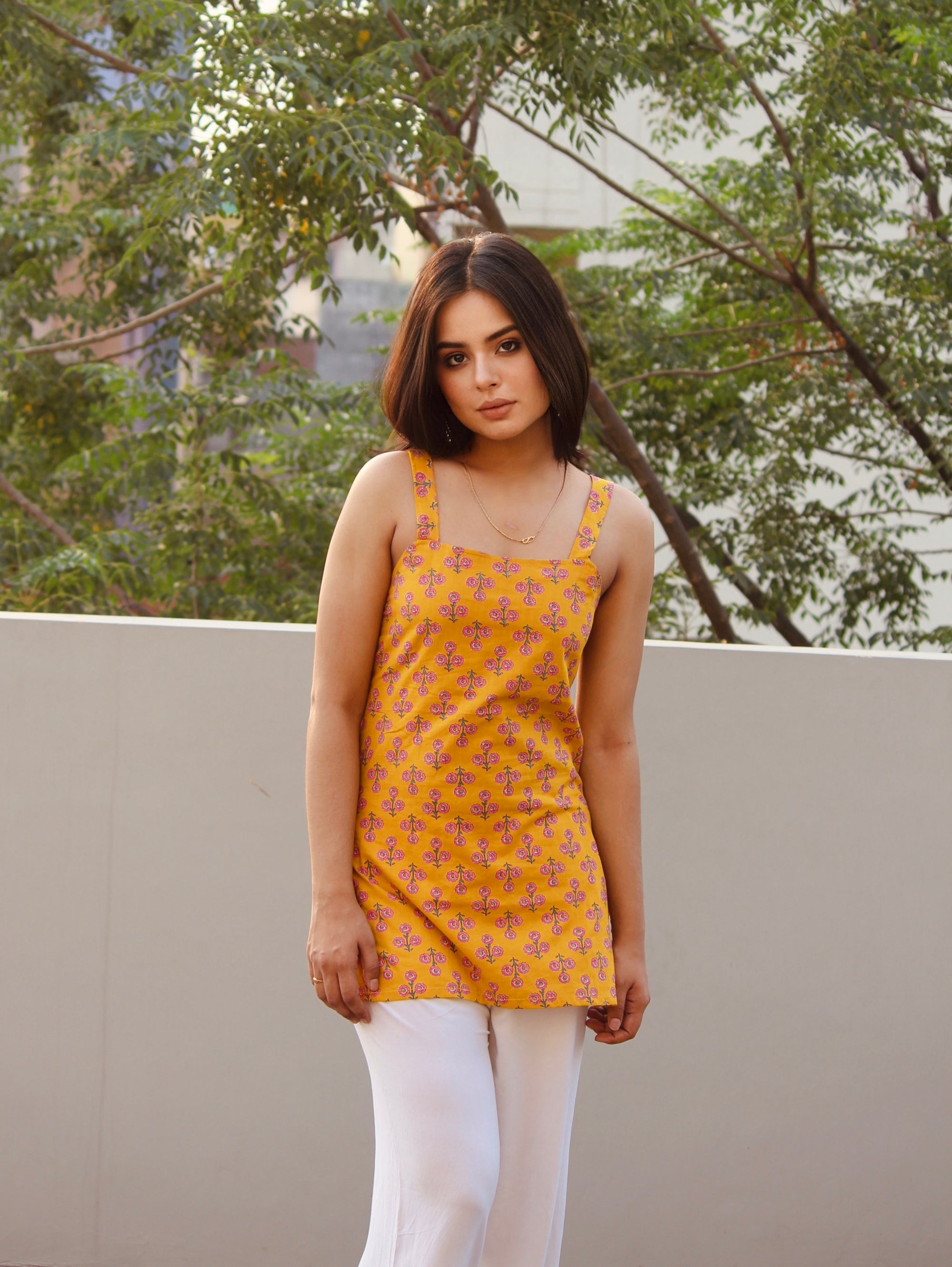 Gulbahar  Kurti