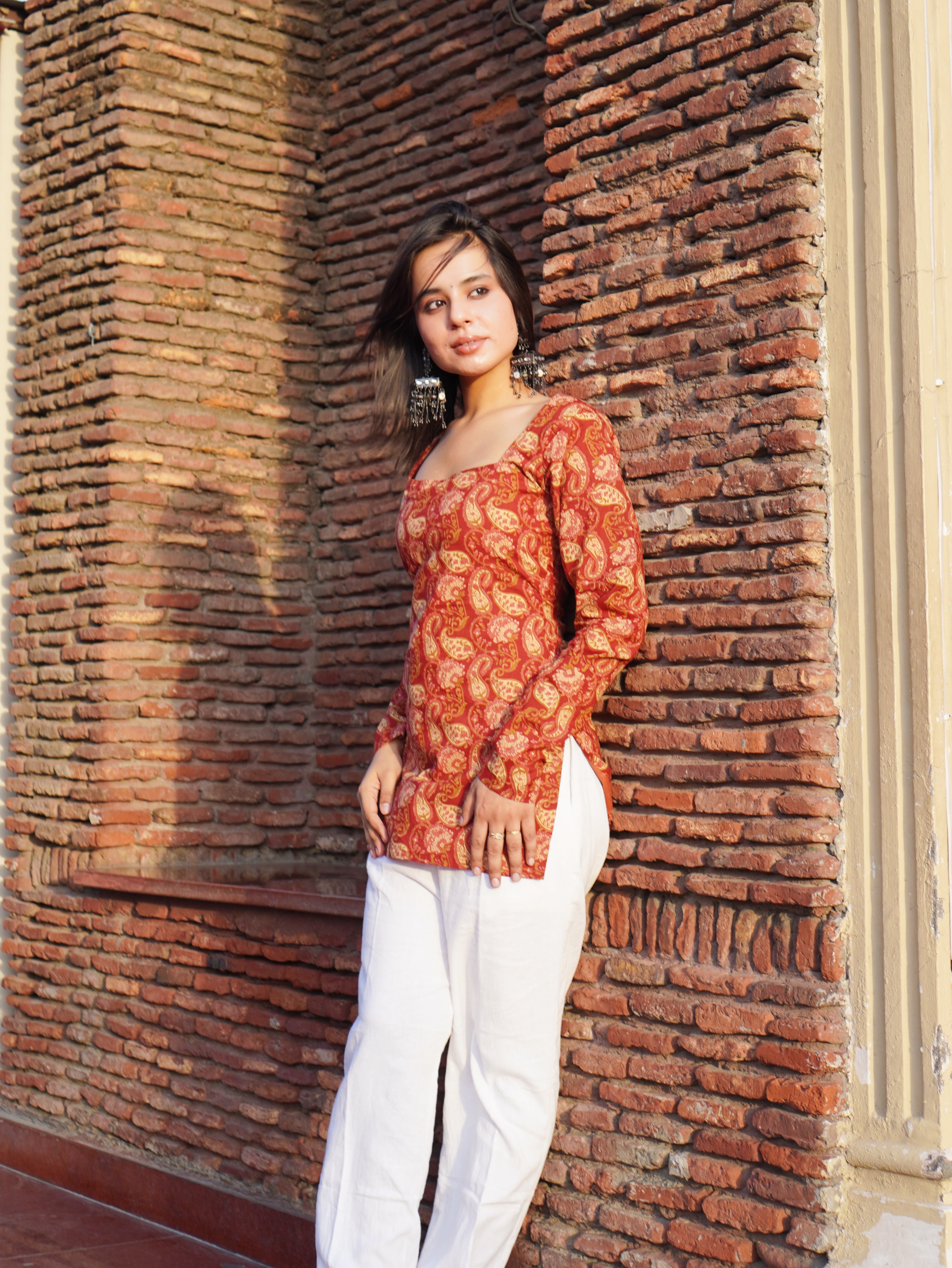 Ira Full Sleeved Corset Back Kurti