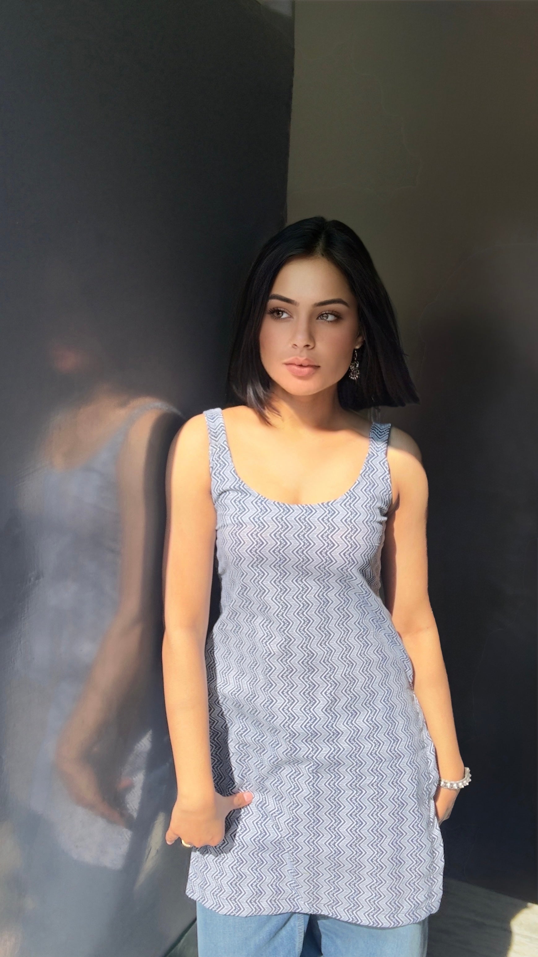 Saaya Sleeveless Deep Back Kurti