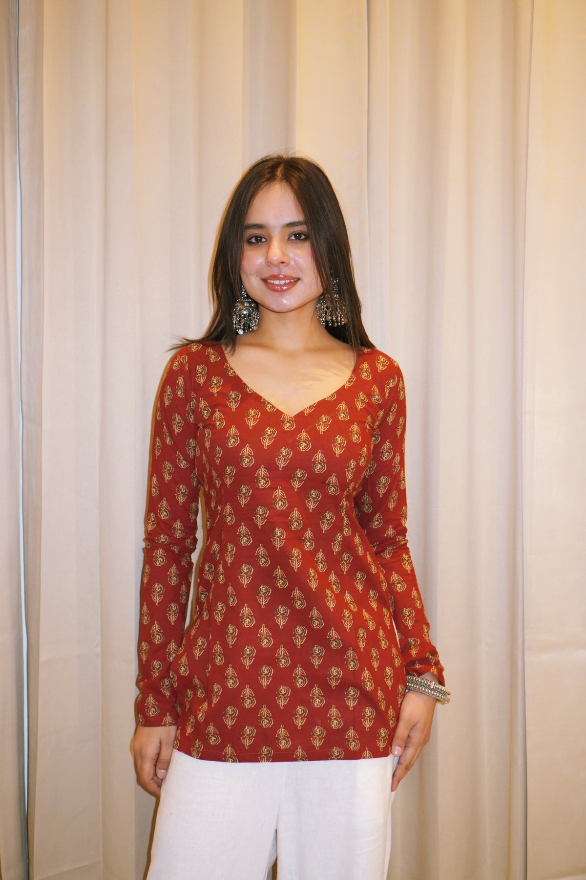 Radha Full Sleeve Kurti