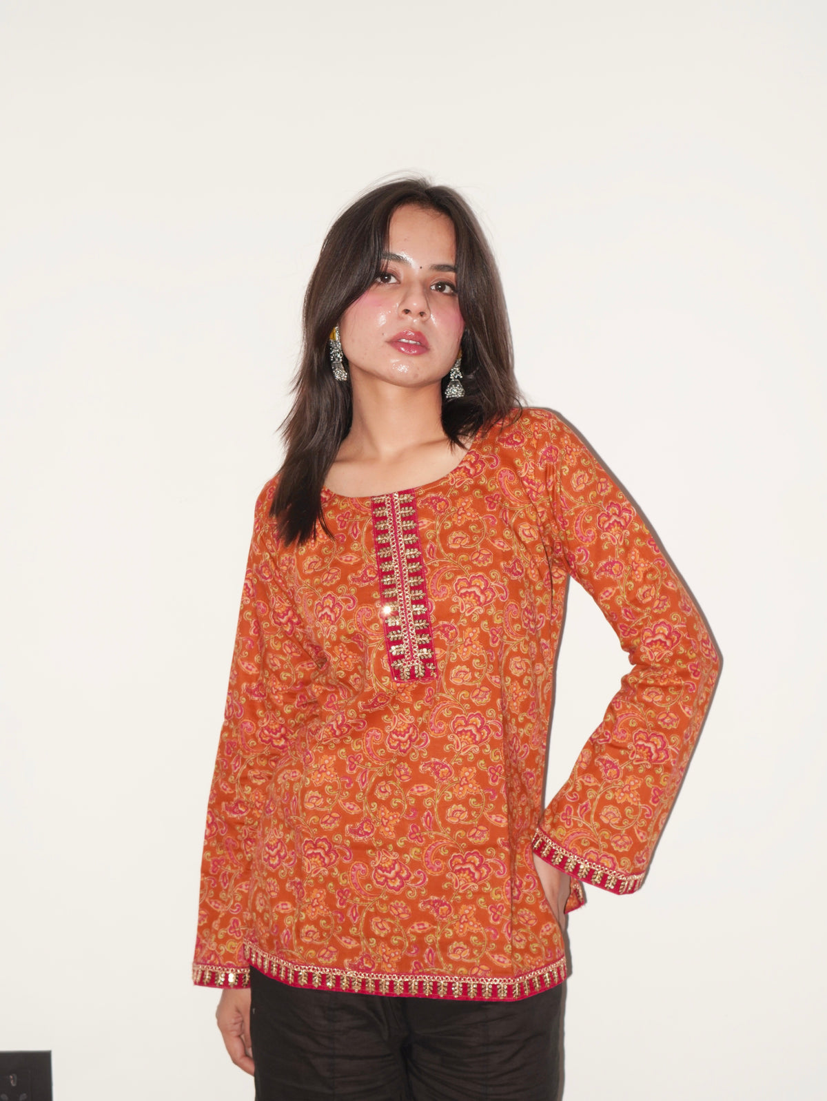 Inaayat Kurta