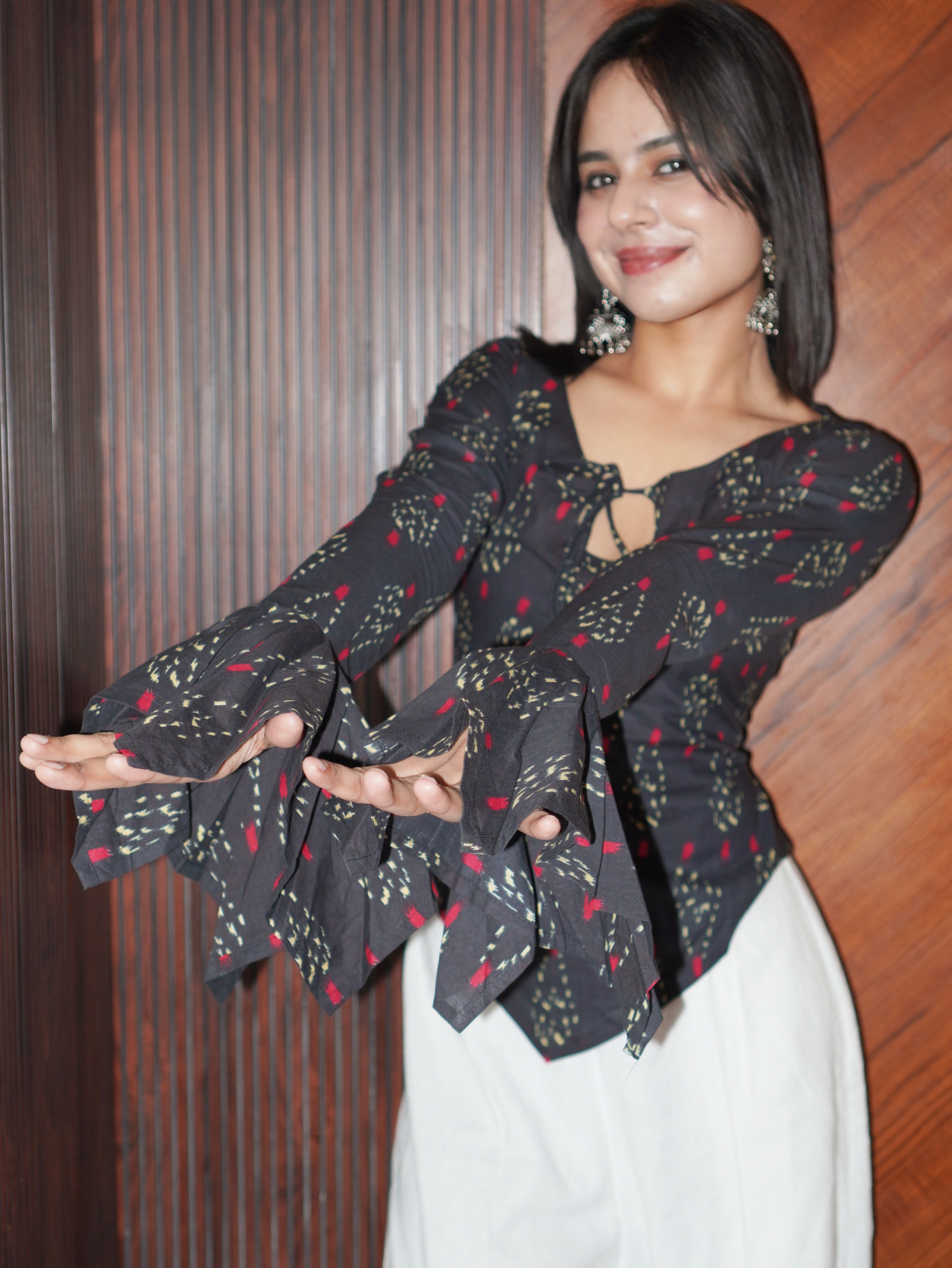TEVAR RUFFLE SLEEVE CORSET TOP