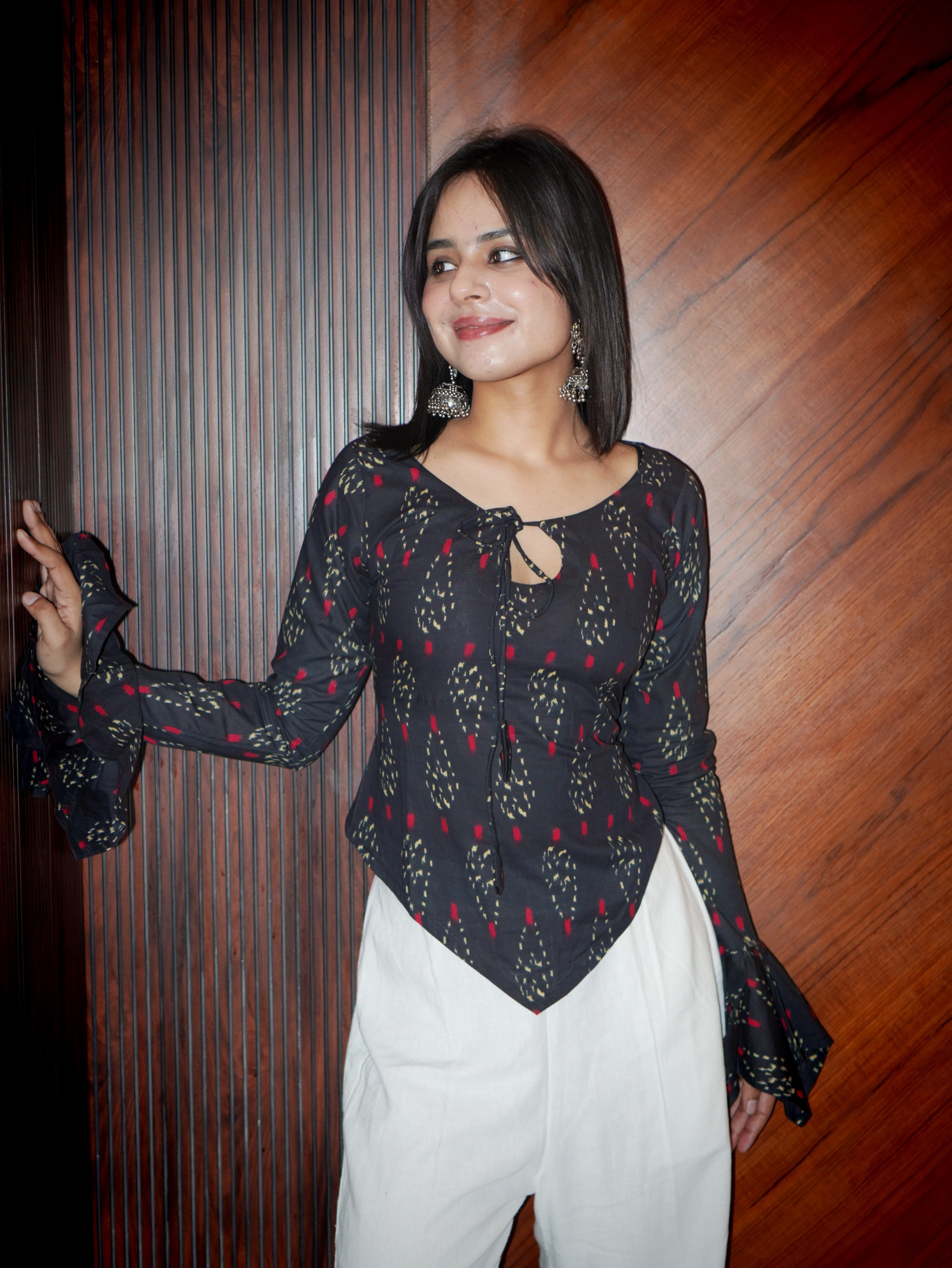 TEVAR RUFFLE SLEEVE CORSET TOP