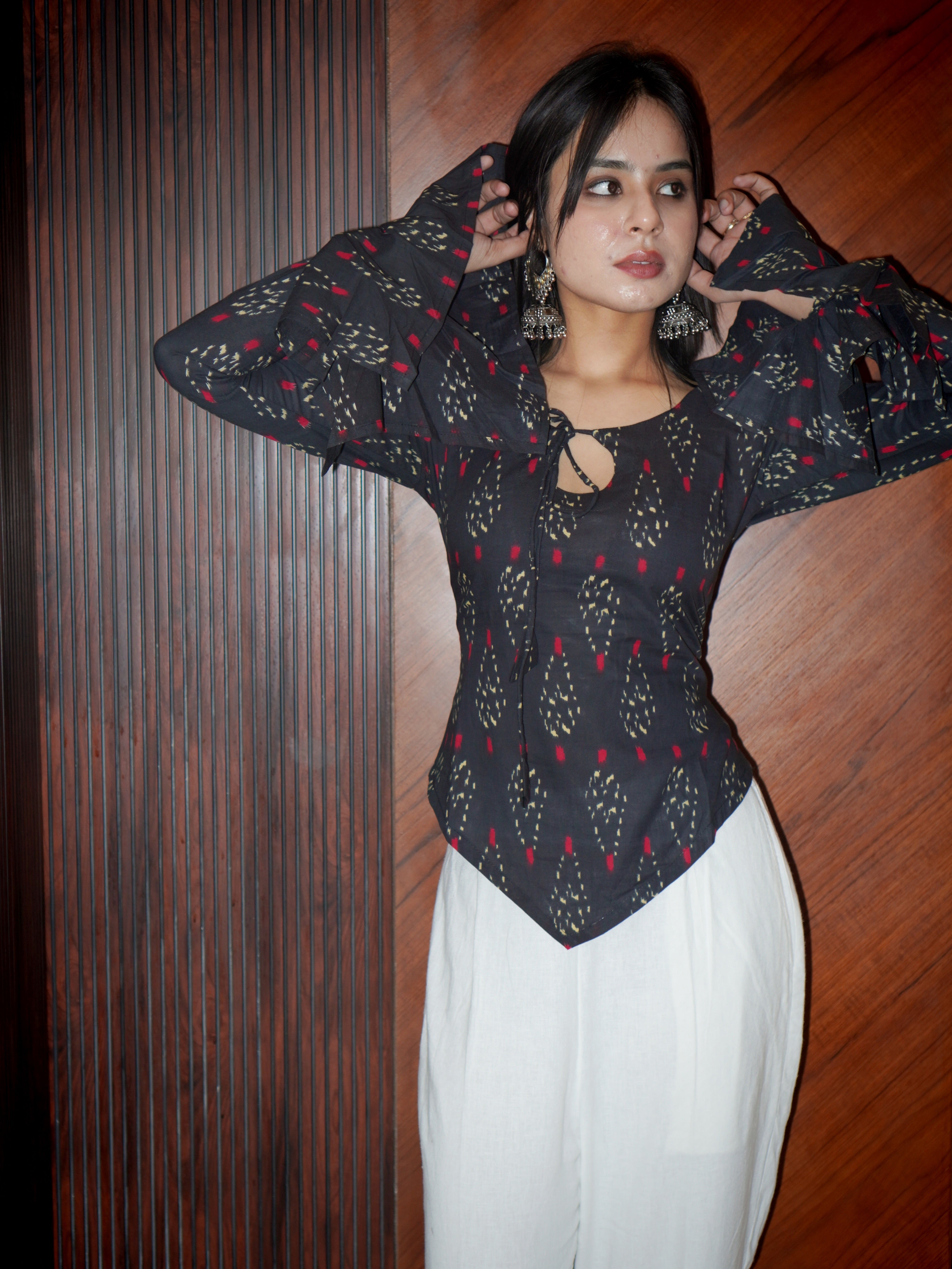 TEVAR RUFFLE SLEEVE CORSET TOP