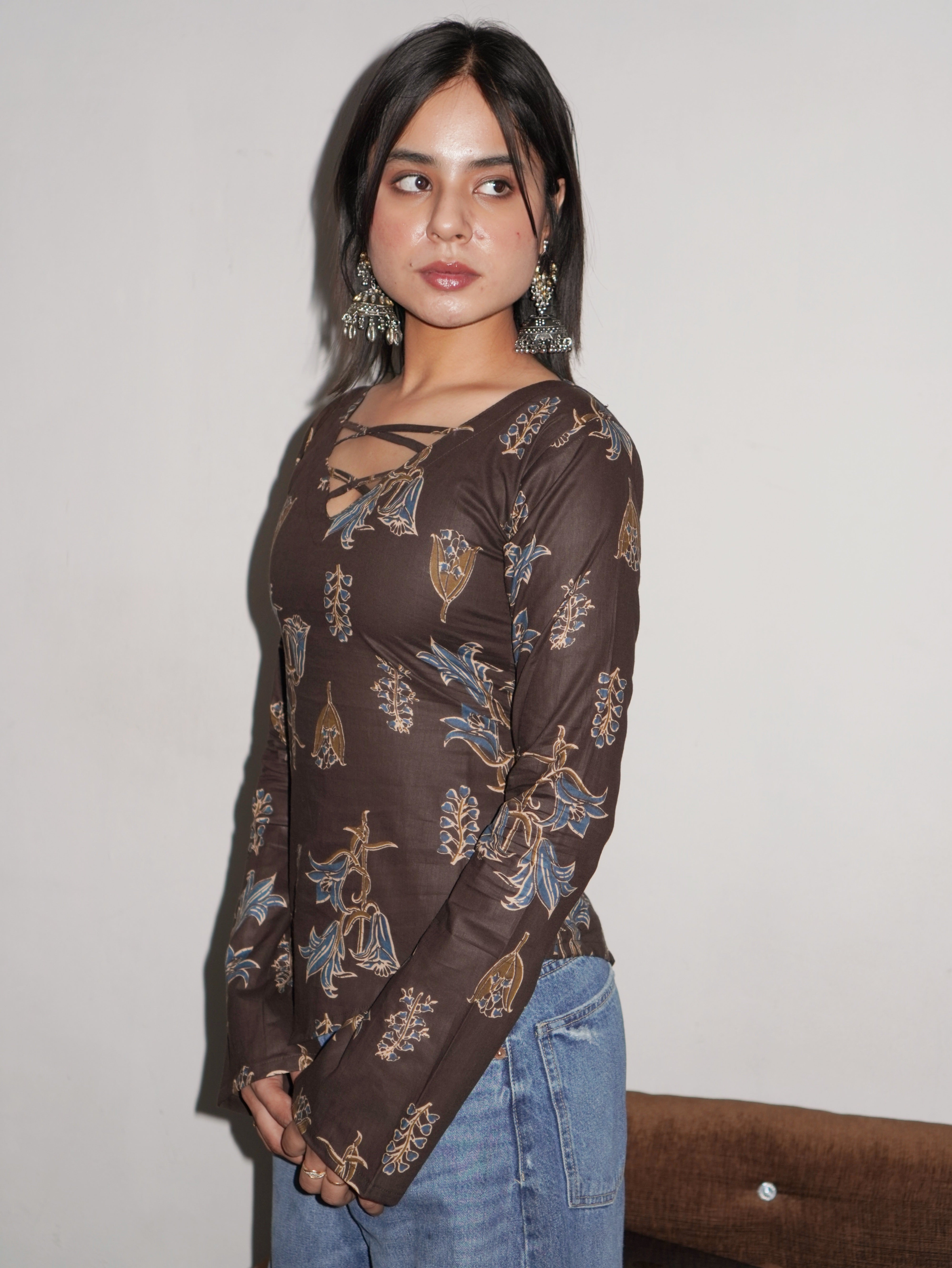 RUHI CRISS CROSS CORSET BACK TOP