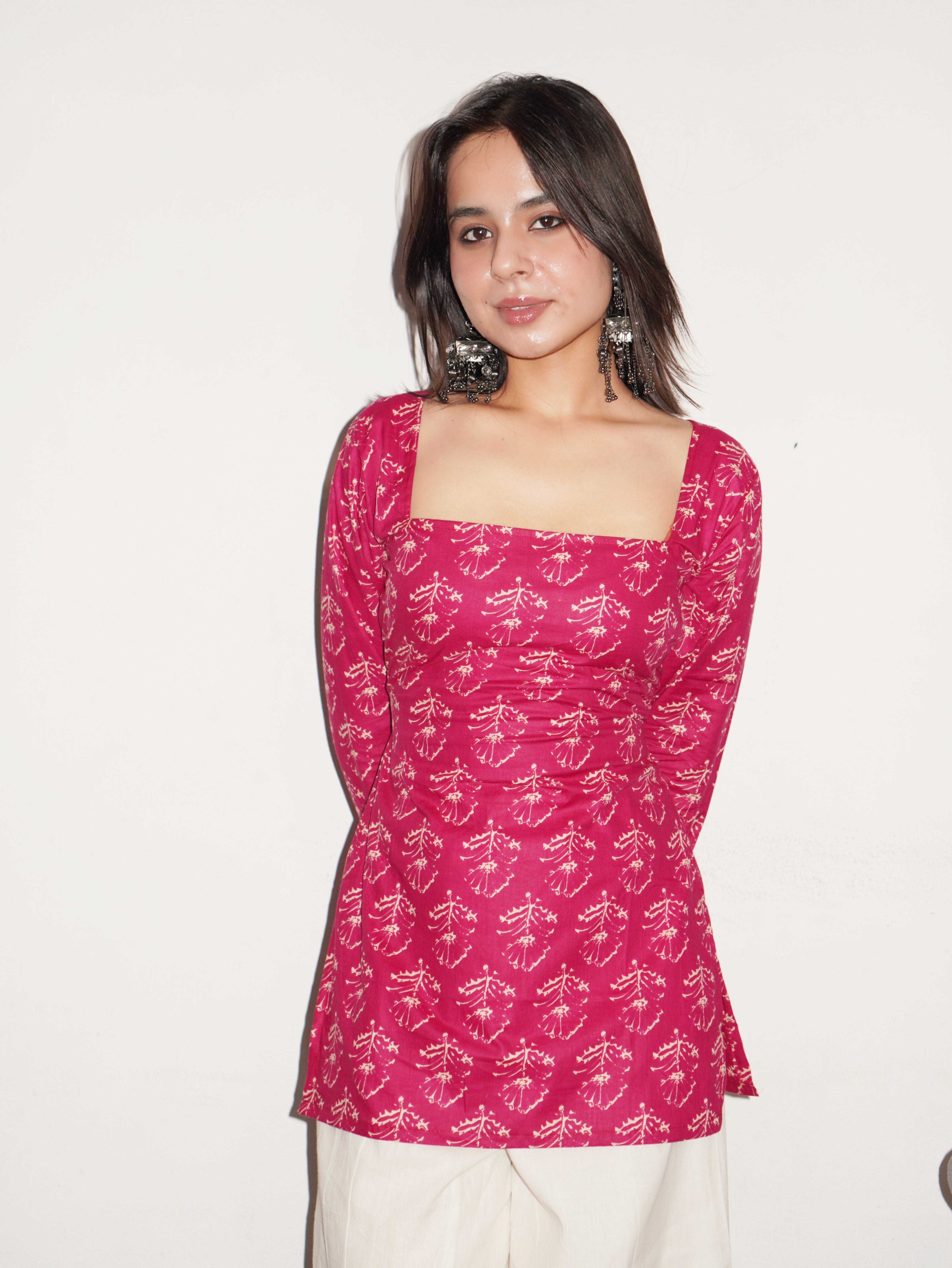 PAKHI FULL SLEEVED CORSET BACK KURTI