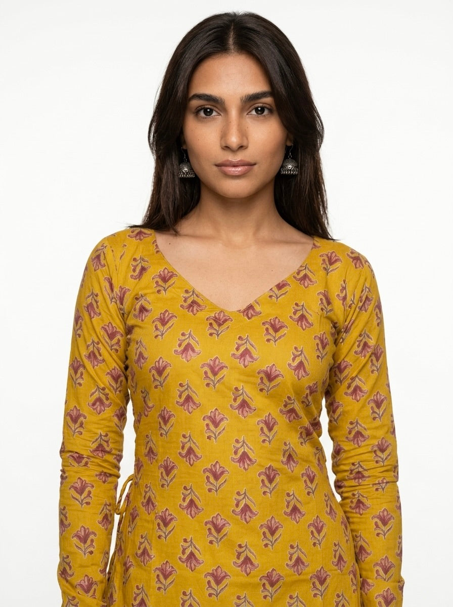 Vira Ful Sleeved Corset Back Kurti