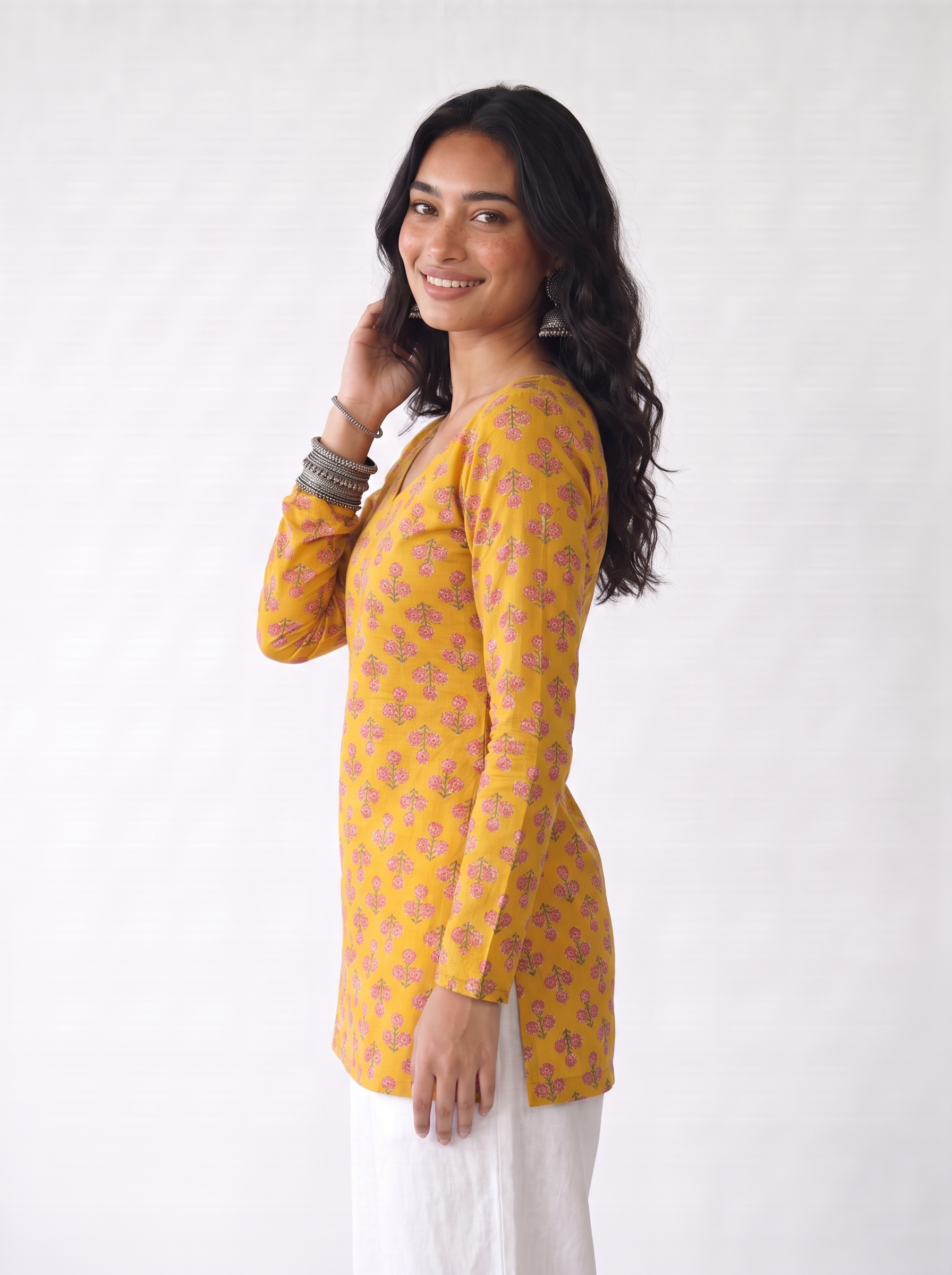 Hunar Deep Back Kurti