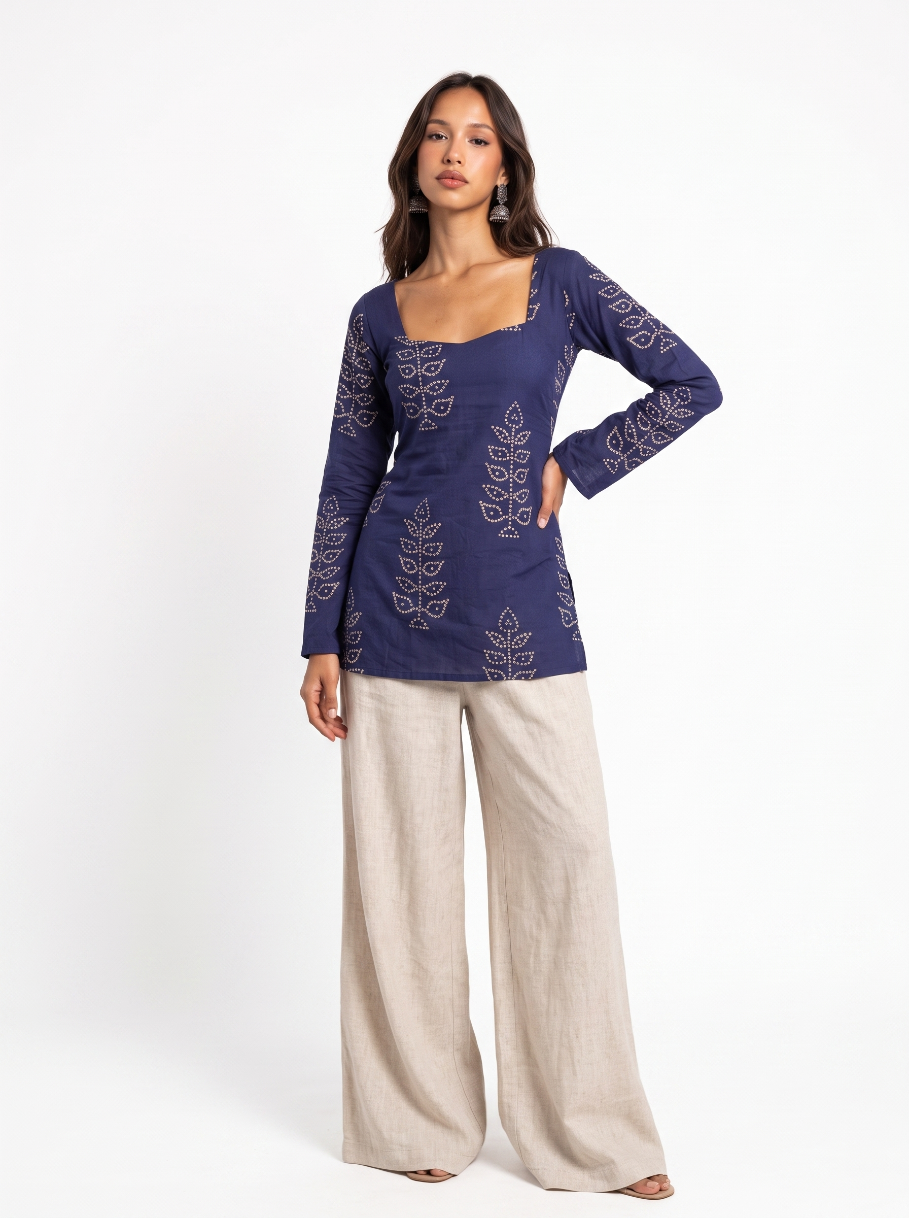 RASHVI BANDHANI DEEP BACK KURTI