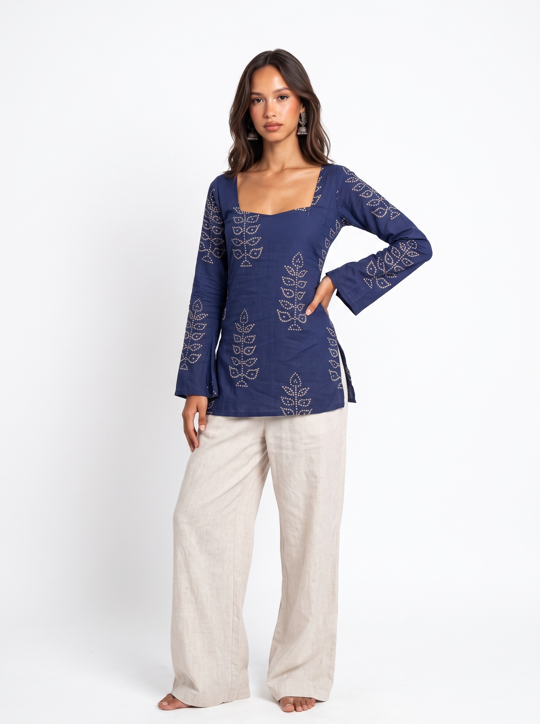 RASHVI BANDHANI DEEP BACK KURTI