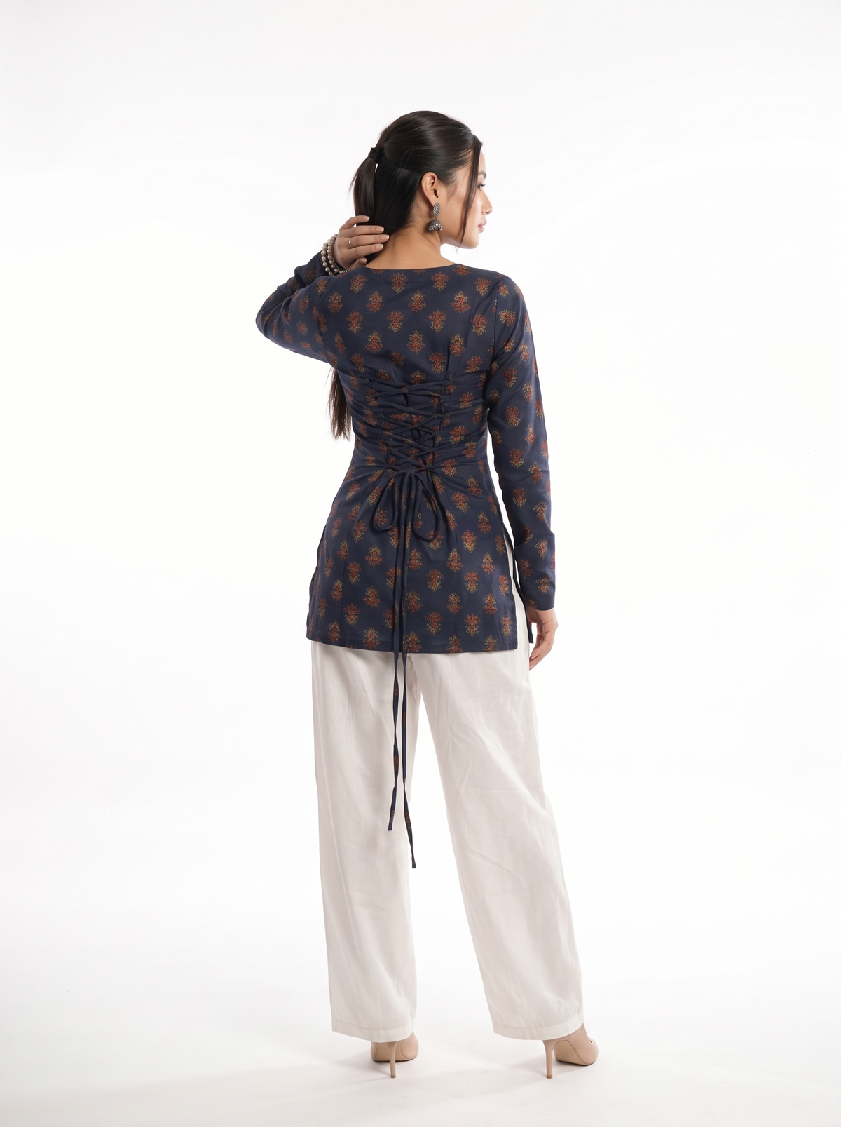 Nayika Full Sleeve Kurti