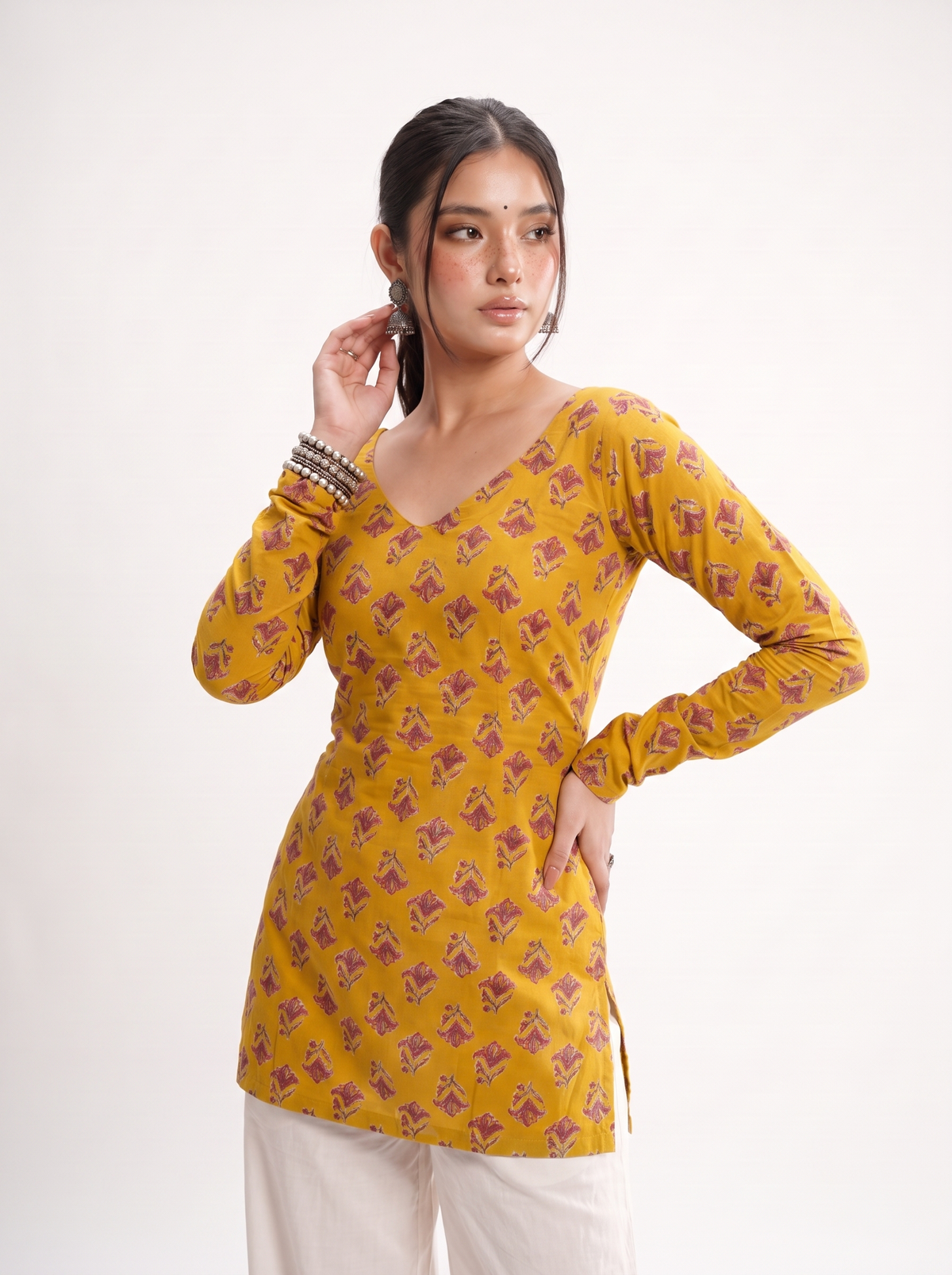 Vira Full Sleeved Corset Back Kurti